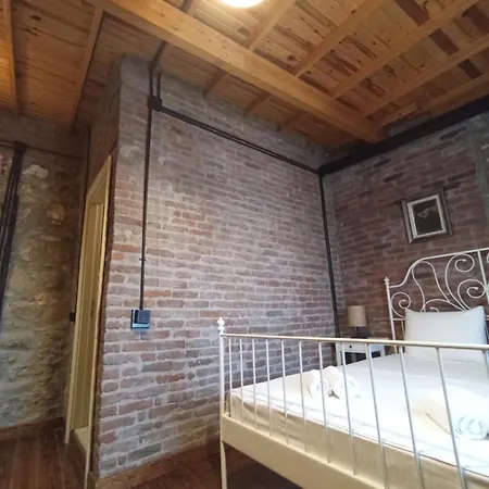 Hotel Kuecuekkoey Avlulu