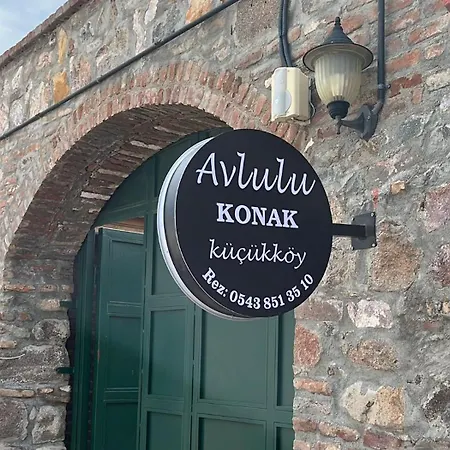 Kuecuekkoey Avlulu Hotel Sefacamlik