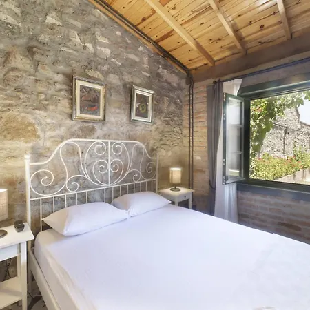 Hotel Kuecuekkoey Avlulu