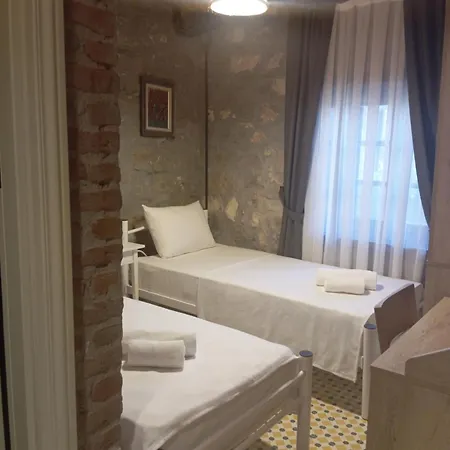 Kuecuekkoey Avlulu Hotel 5*
