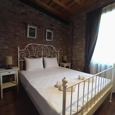 Kuecuekkoey Avlulu 5* Sefacamlik